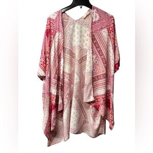96. Altar'd State Pink and Red Floral Kimono